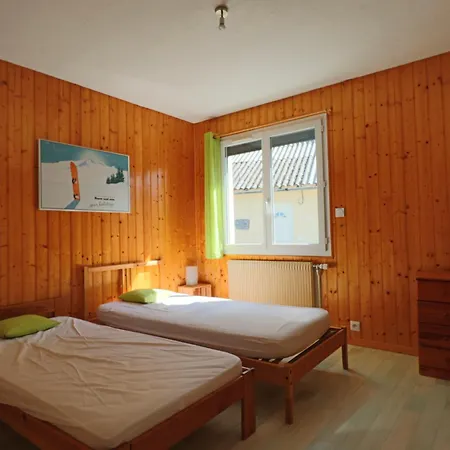 Holiday home Charmante Maison Familiale A - Fr-1-858-15 *